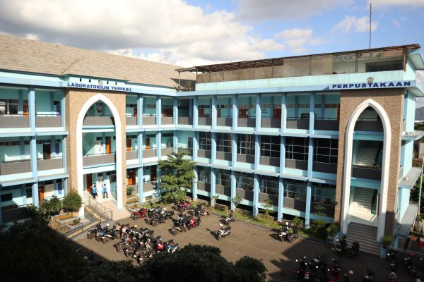Gedung Barchoya Mansur UMMI
